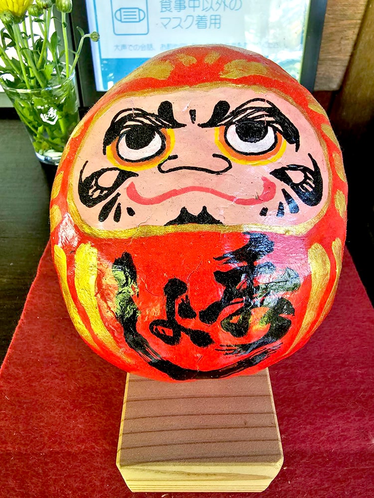 石ころダルマさん