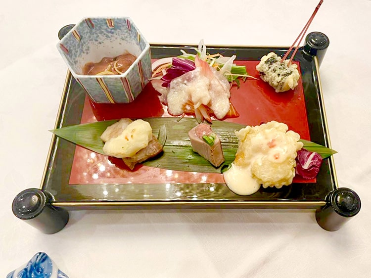 食事会って楽しいですね